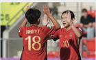 世界杯开门红！中国u20女足5-0大胜业余队，中卫戴帽，裁判吹罚引争议